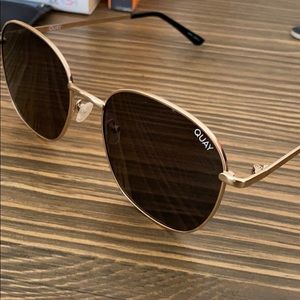 QUAY JEZABELL POLARIZED SUNGLASSES
